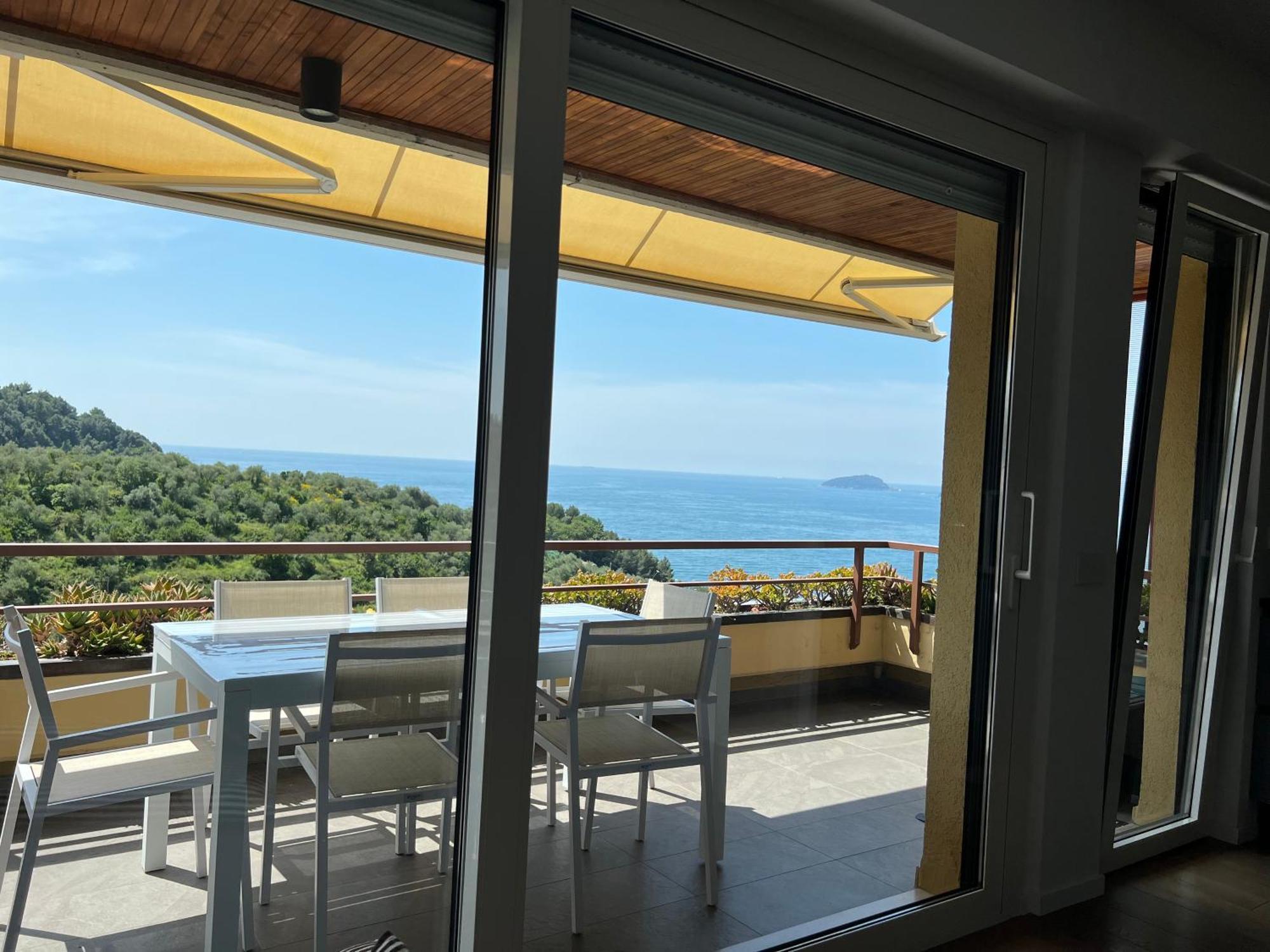 Eco Del Silenzio Apartamento Lerici Exterior foto